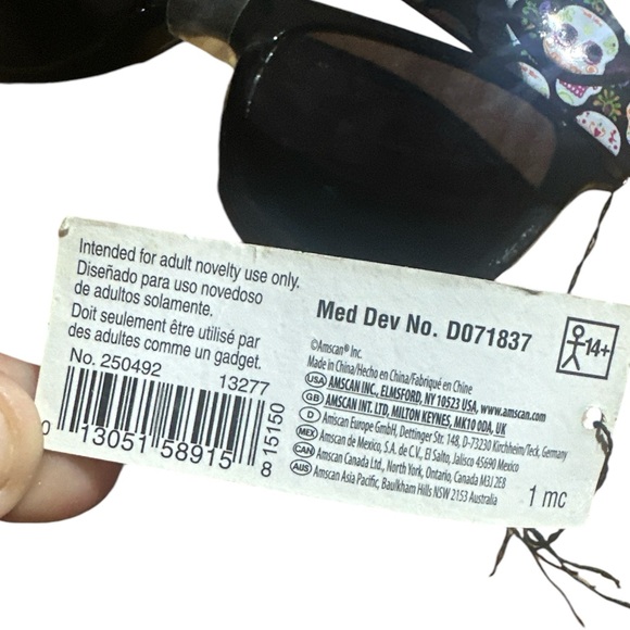 Fun Shades By Amscan Sugar Skull Sunglasses Ages 14+ Brand New With Tags! - Picture 5 of 5
